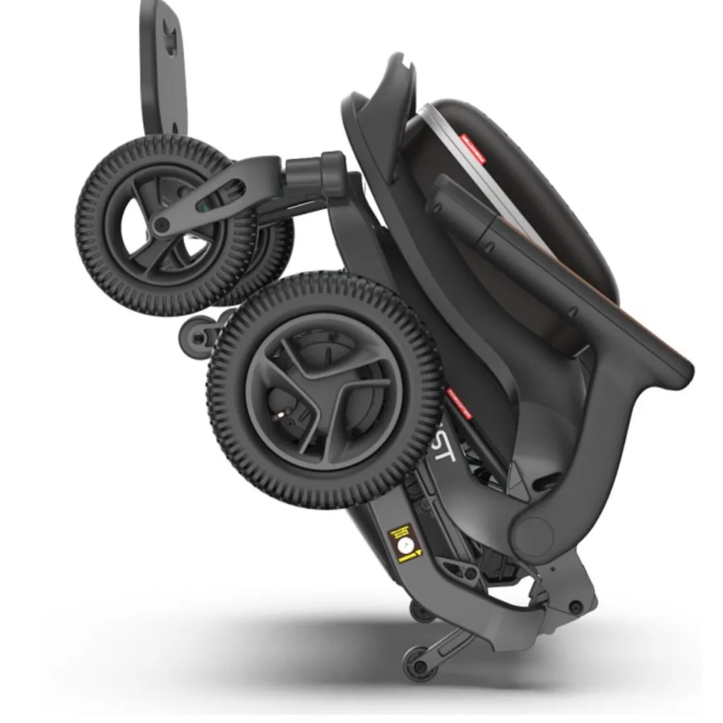 Black-Robooter-Folded-Smart-Electric-Wheelchair-1200x1200.webp