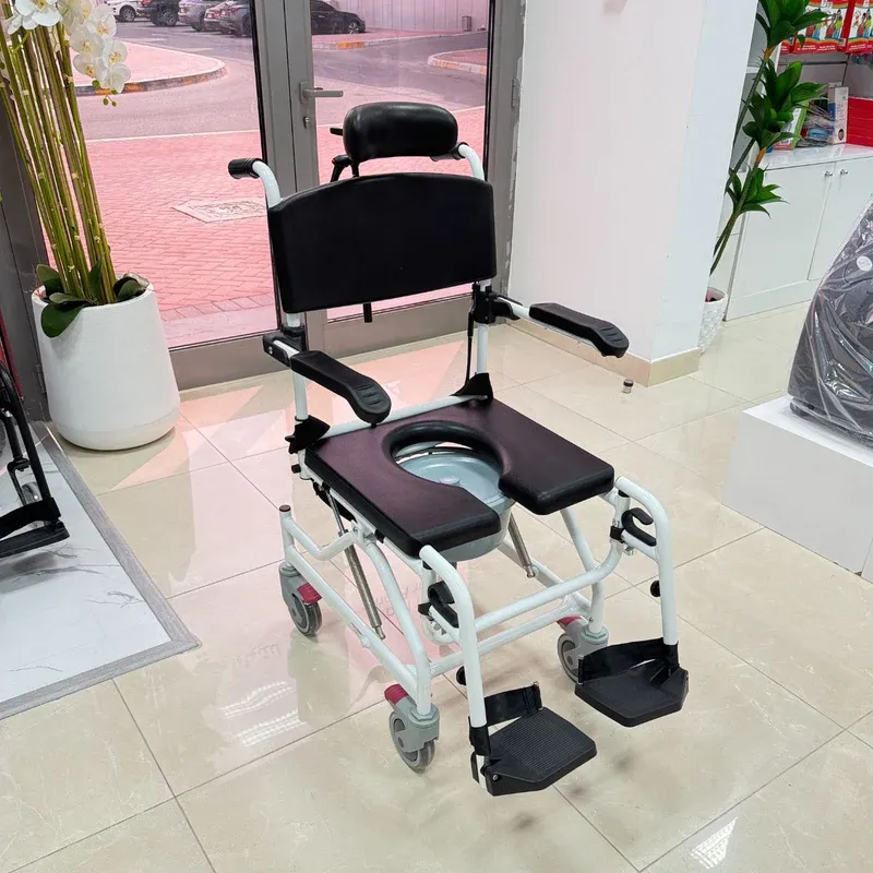 Aluminum_Tilting_Commode_Chair_SW7.webp